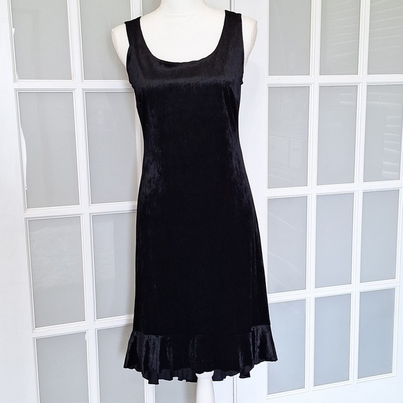 CDC Dresses & Skirts - Vintage CDC Petite Velvet High Low Flounce Hem Dress